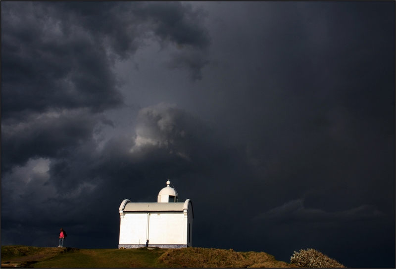 30 - LAST SHOT BEFORE STORM - SLATER SUE - australia.jpg